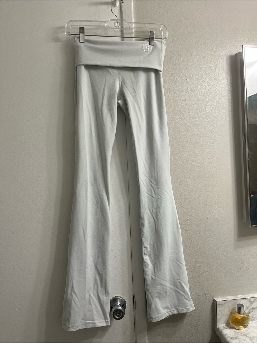 Fold-Over Waist Flare Yoga Pants in Light Gray